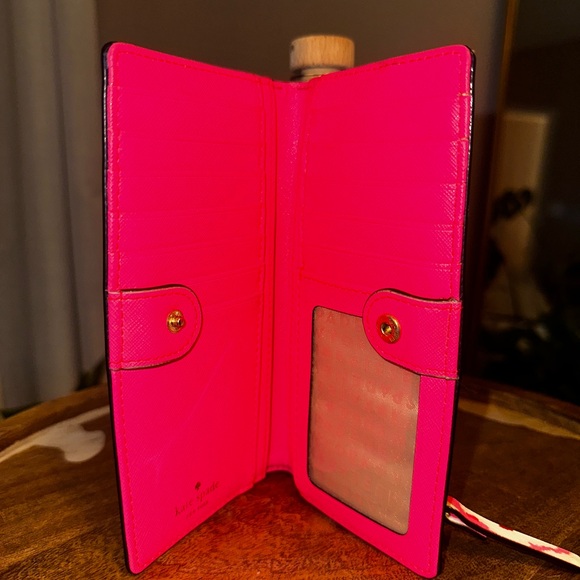 Kate Spade Patterned Wallet - Picture 4 of 5